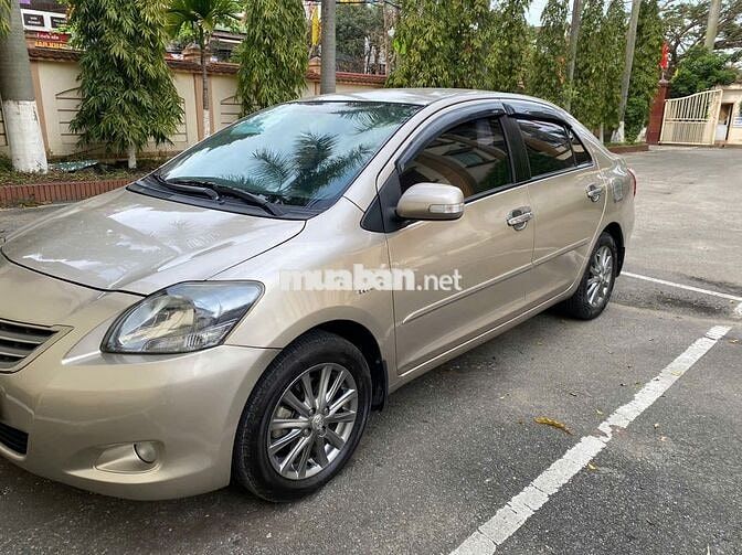 Xe Toyota Vios 1.5E MT SX  2013