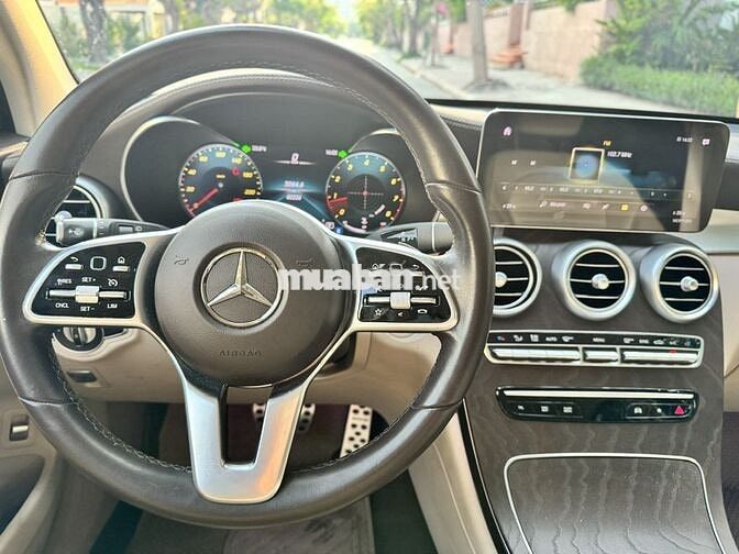 Mercedes Benz GLC200 4MATIC 2021 - 40000 km