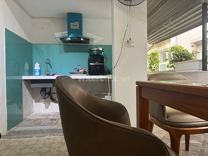 (Link Youtube) Nhà 2 tầng DTSD 60m2 – chỉ 10 bước chân tới Hồ Tây 