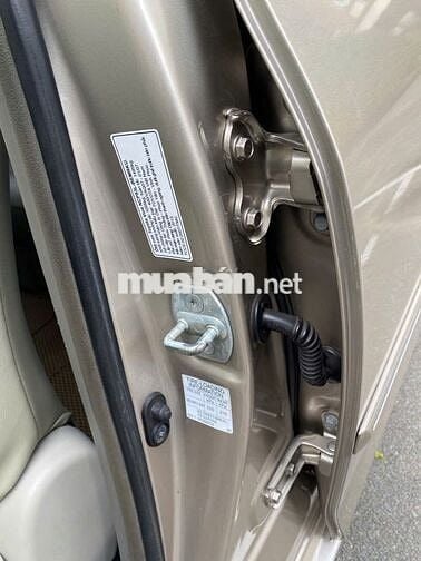 Xe Toyota Vios 1.5E MT SX  2013