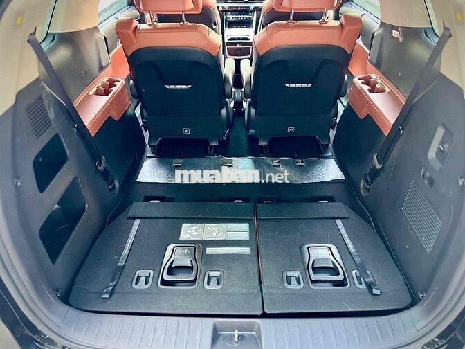 🚘 Kia Carnival 2022 Signature 2.2D _Odo: 20.000km