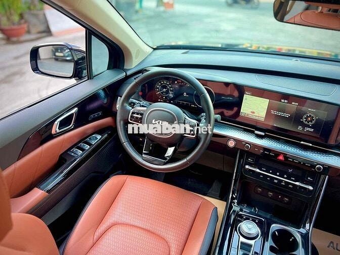 🚘 Kia Carnival 2022 Signature 2.2D _Odo: 20.000km