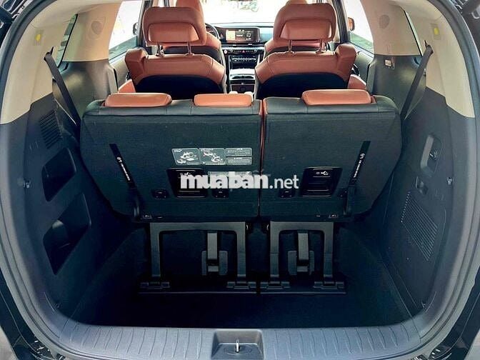🚘 Kia Carnival 2022 Signature 2.2D _Odo: 20.000km
