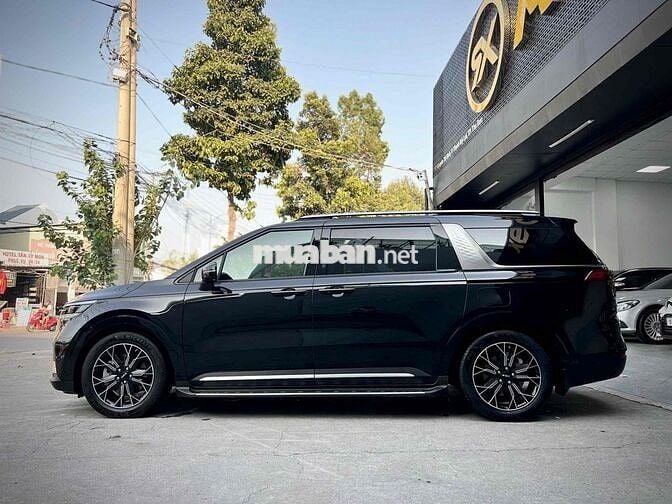 🚘 Kia Carnival 2022 Signature 2.2D _Odo: 20.000km