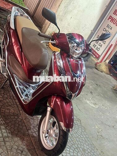 Lead 4val chạy roda