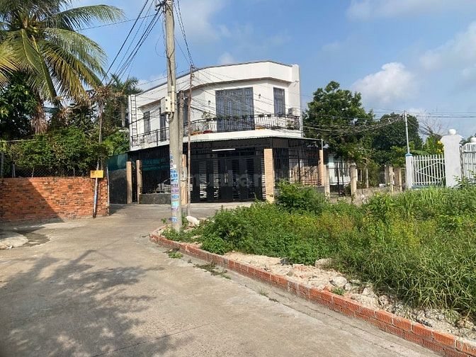 Bán lô đất thổ cư 2 mặt tiền ngay UBND P.Định Hòa giá chỉ 1,450 tỷ