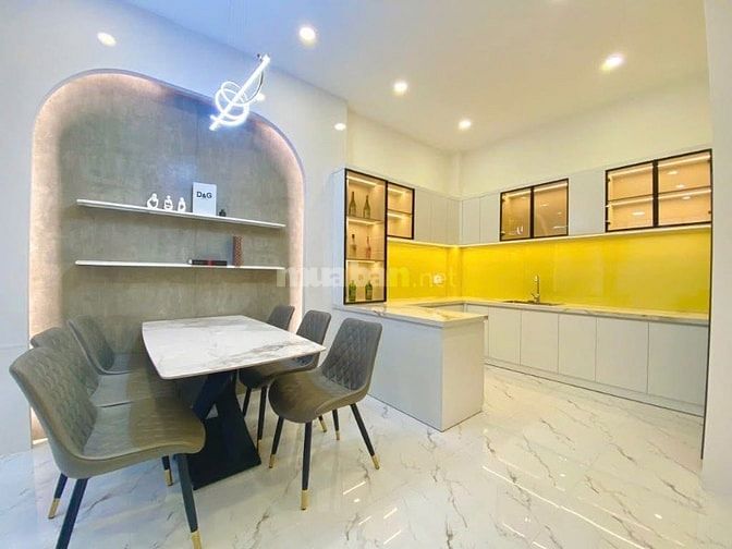 Bán nhà đường Cao Xuân Dục cách CoopMart Tuy Lý Vương 3p - 42m2 3ty240