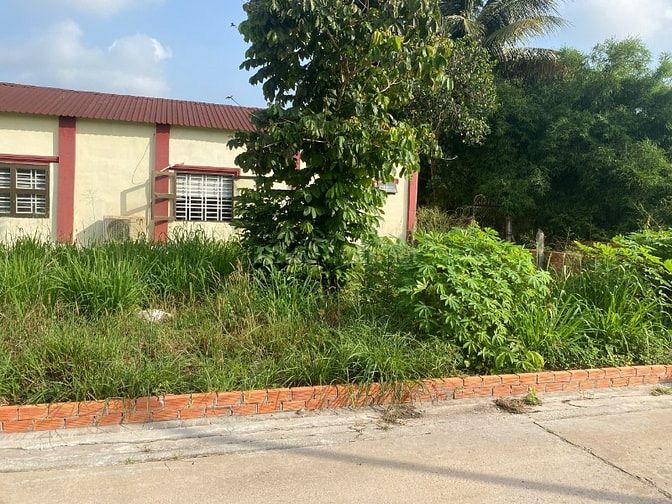 Bán lô đất thổ cư 2 mặt tiền ngay UBND P.Định Hòa giá chỉ 1,450 tỷ