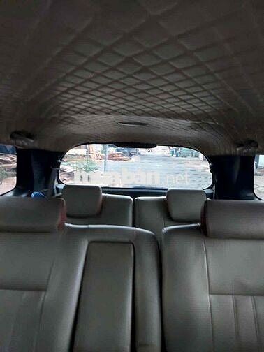 Toyota Innova 2012 E - 12345 km