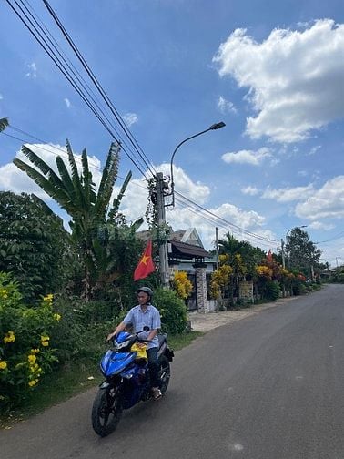 Bán 1.000m2 vườn trái cây Long Khánh - Thổ cư - Sổ riêng 