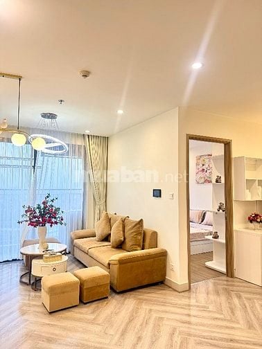 Chính chủ cho thuê căn 1 ngủ +1 full đồ đẹp tại Vinhomes OCP