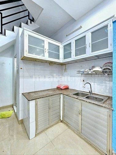 Nhà 3 tầng sổ hồng 1,69 tỷ Chuyên Dùng Chính Q7
