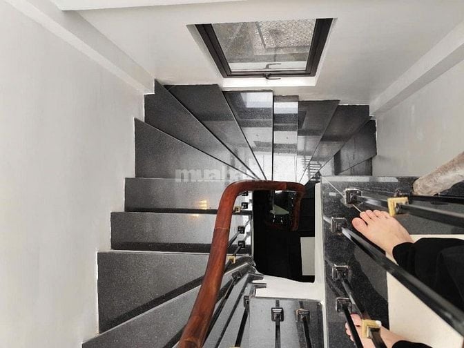 Sau Nhà Mặt Phố Đại La_3 Bước Ra ÔTÔ_Nội Thất Đẹp_27m2 x 4Tầng_Hơn 5Tỷ