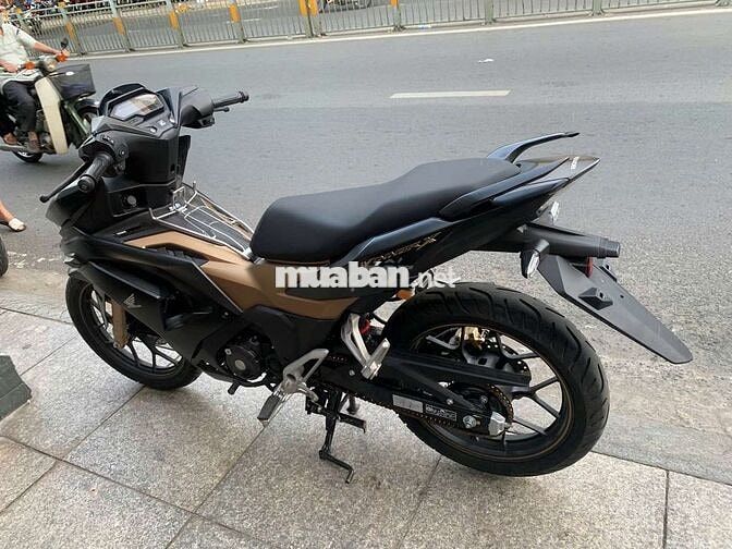 Honda winner v3 ABS 2022 mới 90% hồ sơ gốc cầm tay