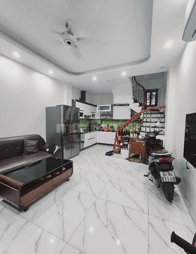 HỒ TÙNG MẬU, HÀNG XÓM GOLDMARK CITY: DT 30㎡, 5 TẦNG+1TUM TẶNG NỘI THẤT