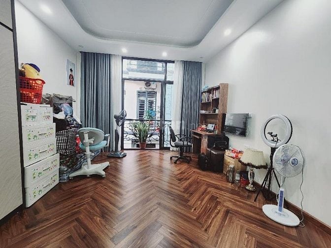 HỒ TÙNG MẬU, HÀNG XÓM GOLDMARK CITY: DT 30㎡, 5 TẦNG+1TUM TẶNG NỘI THẤT