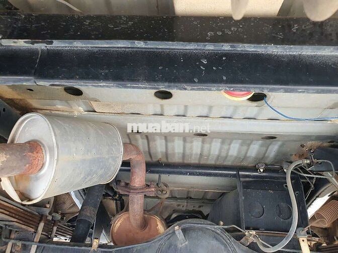 Bán xe Ford đời 2005 xe đẹp gia đình
