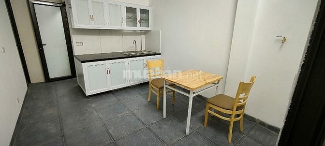 Chính chủ cho thuê phòng trọ có chỗ để xe máy tại Thạch Bàn