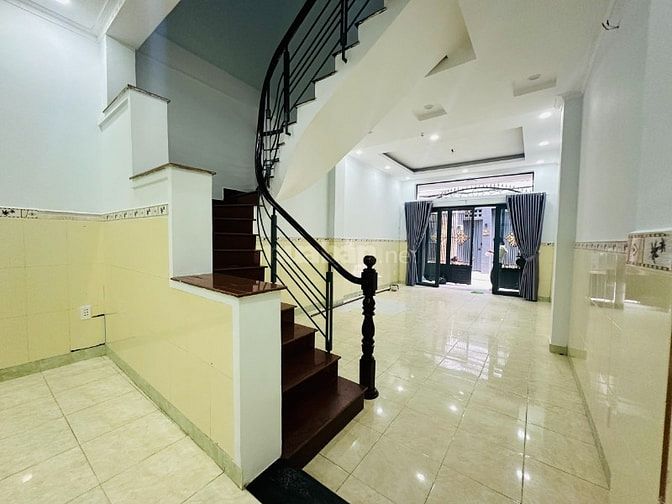 Bán Nhà HXH Nhất Chi Mai_DT: 4 x 15.5m (CN 61m2) - 8.8 Tỷ TL