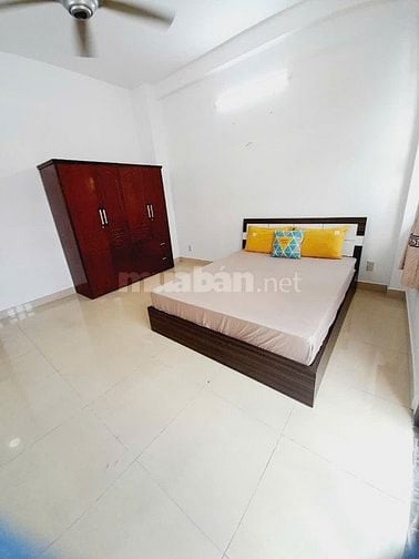 Cho thuê nhà Q7 có sân vườn đường Huỳnh Tấn Phát