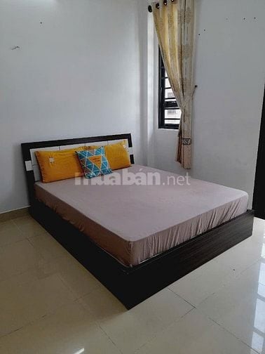 Cho thuê nhà Q7 có sân vườn đường Huỳnh Tấn Phát