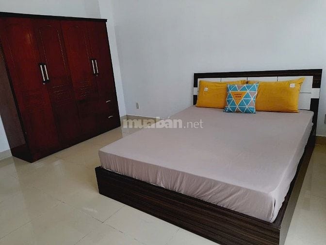 Cho thuê nhà Q7 có sân vườn đường Huỳnh Tấn Phát