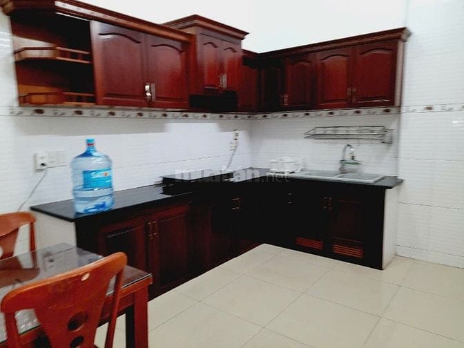 Cho thuê nhà Q7 có sân vườn đường Huỳnh Tấn Phát