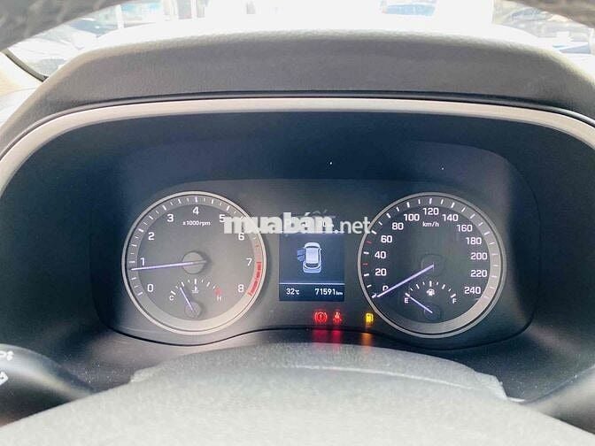 Hyundai Tucson 2021 2.0L Tiêu chuẩn - 70000 km