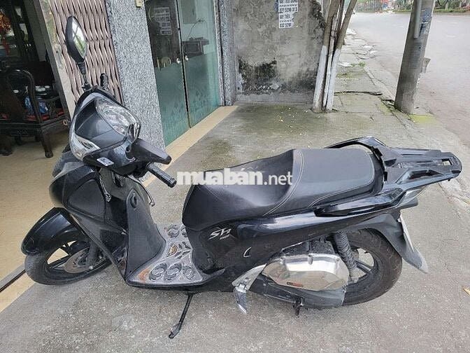 Bán SH150i màu đen thể thao