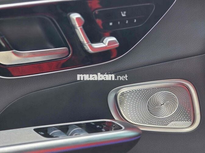 Mercedes GLC 300 4Matic 2024 siêu lướt 6.000km