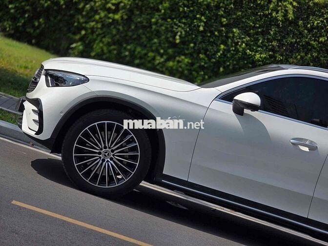Mercedes GLC 300 4Matic 2024 siêu lướt 6.000km