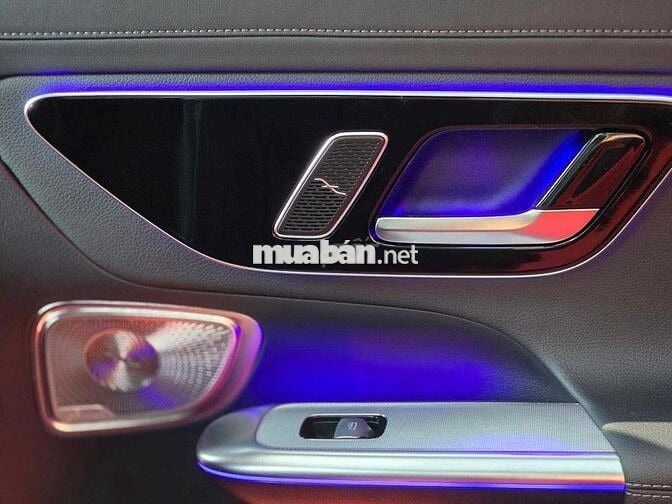 Mercedes GLC 300 4Matic 2024 siêu lướt 6.000km