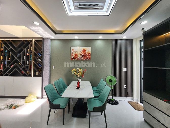 Mình chính chủ bán nhà mới full nội thất giao nhà ngay