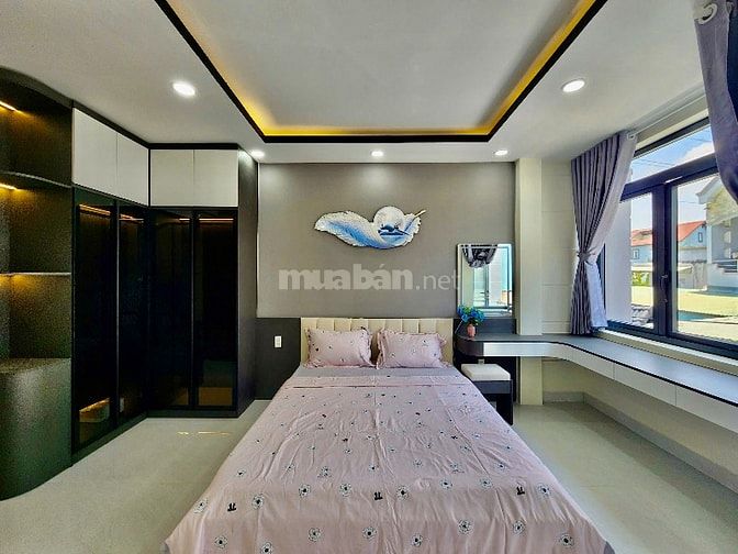 Mình chính chủ bán nhà mới full nội thất giao nhà ngay