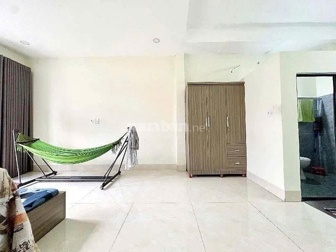 Bán gấp nhà 244 Nguyễn Trường Tộ, Tân Thành, Tân Phú, 4 lầu 5PN