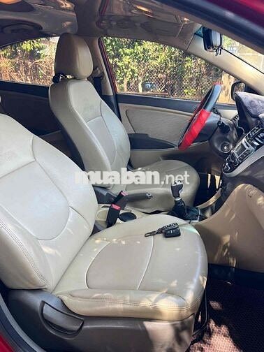 Hyundai Accent 2011 lướt 8 vạn