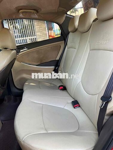 Hyundai Accent 2011 lướt 8 vạn