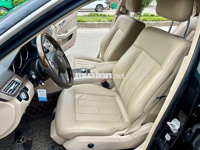 Mercedes Benz E Class 2014 E200 - 105000 km