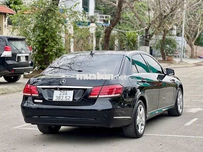 Mercedes Benz E Class 2014 E200 - 105000 km
