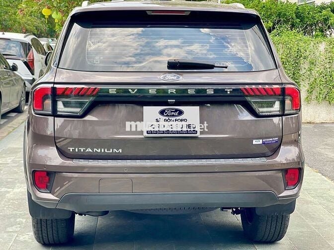 Ford Everest 2022 Titanium 2.0L 4x2 AT - 39000 km