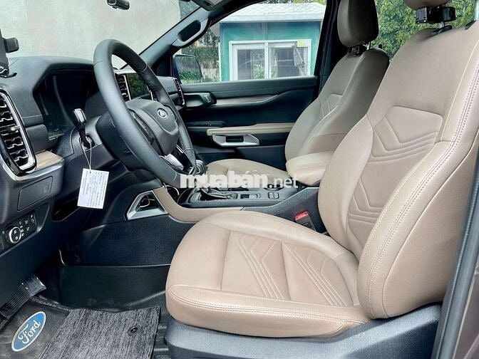 Ford Everest 2022 Titanium 2.0L 4x2 AT - 39000 km
