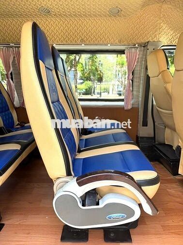 Ford Transit 2016 Standard MID - 220000 km