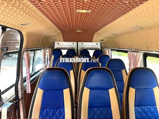 Ford Transit 2016 Standard MID - 220000 km