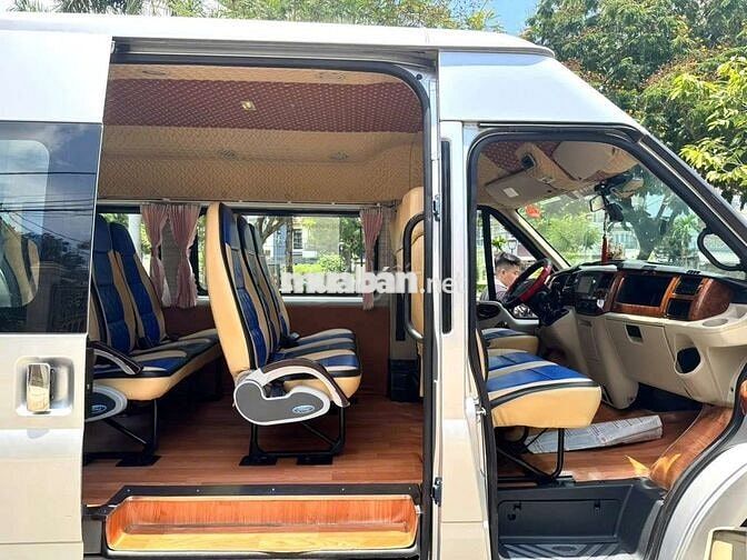 Ford Transit 2016 Standard MID - 220000 km