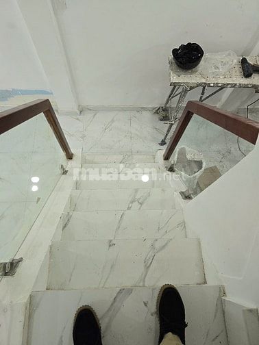 Nhà mới Ng Trãi-Tr Bình Trọng 3Tầng,khu dân trí gần trường học B Viện 
