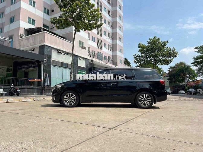 Kia Sedona 2016 3.3 GAT - 150000 km