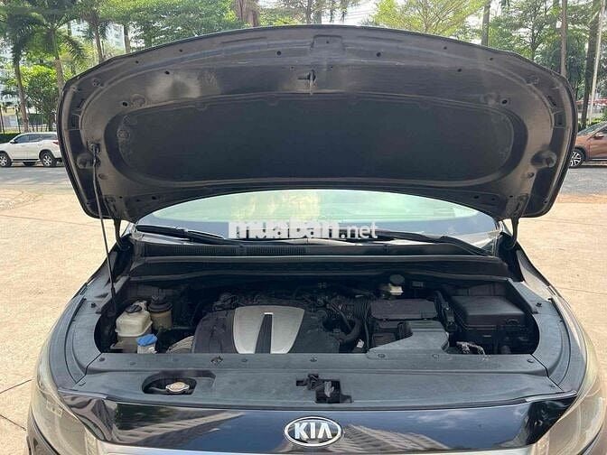 Kia Sedona 2016 3.3 GAT - 150000 km