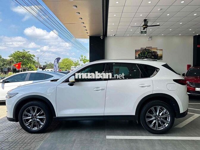 Mazda CX 5 đk 2022 Deluxe 2.0 AT - 51000 km