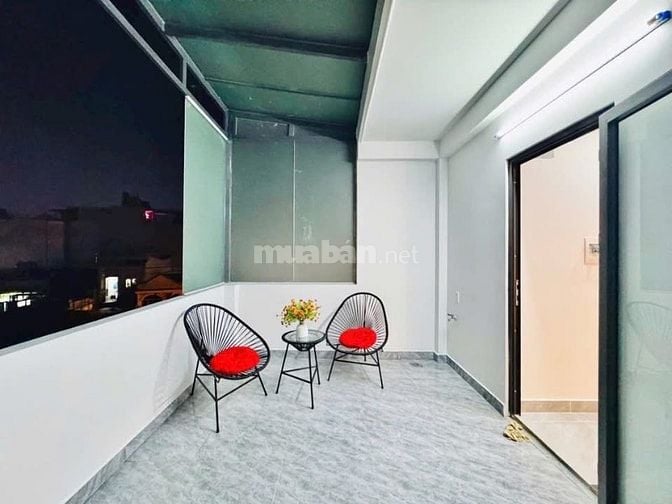 Kẹt tiền cần bán gấp căn nhà ở đường Nhật Tảo, phường 9, quận 10, giá 
