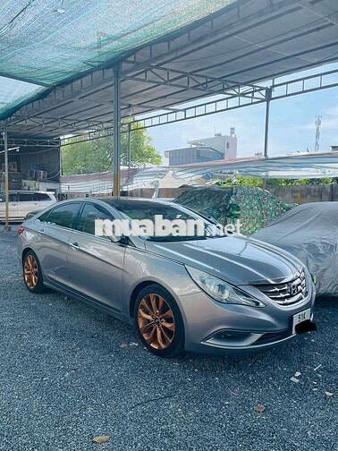 Hyundai Sonata 2011 2.0 tự động - 129000 km